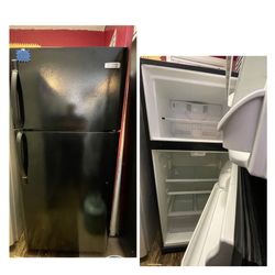 Top Bottom Refrigerators & Washer Dryer Stove 