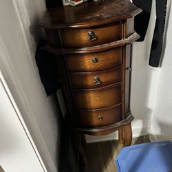 Standing Jewlery Box 