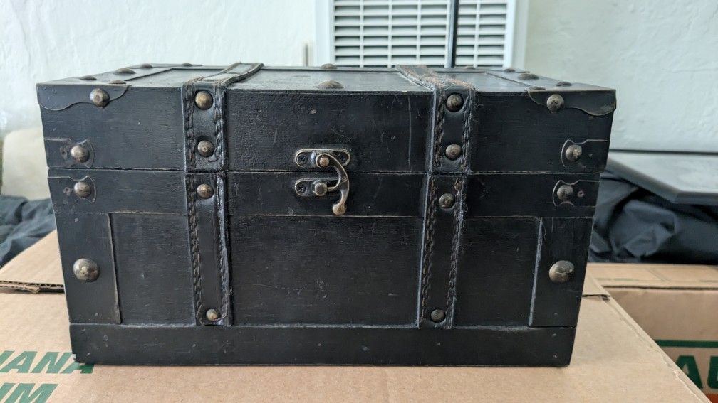 Vintage Wooden Leather Black Chest