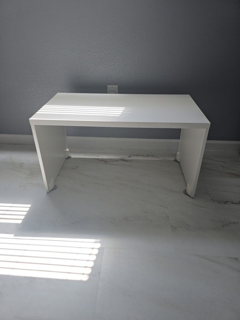 Smastad Bench