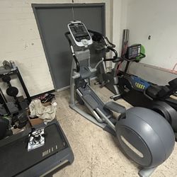 Precor.  Efx. 546i. Elliptical 