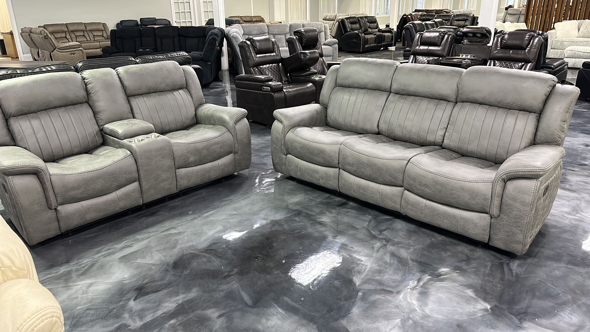 BRAND NEW 2 PIECE SOFA & LOVESEAT