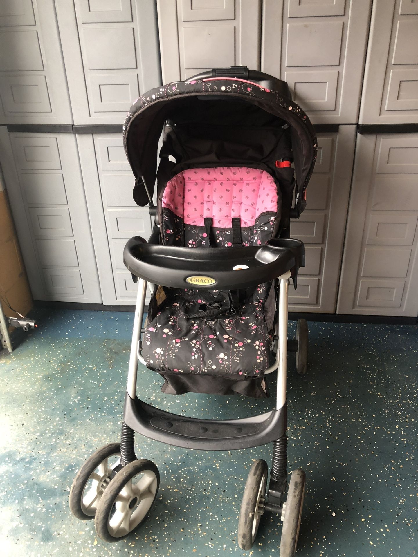 Graco Full Size One Hand Fold Stroller, Lots Of Storage, 5 Point Harness, Self Standing, lightweight $30 Cash At Pickup In Apex