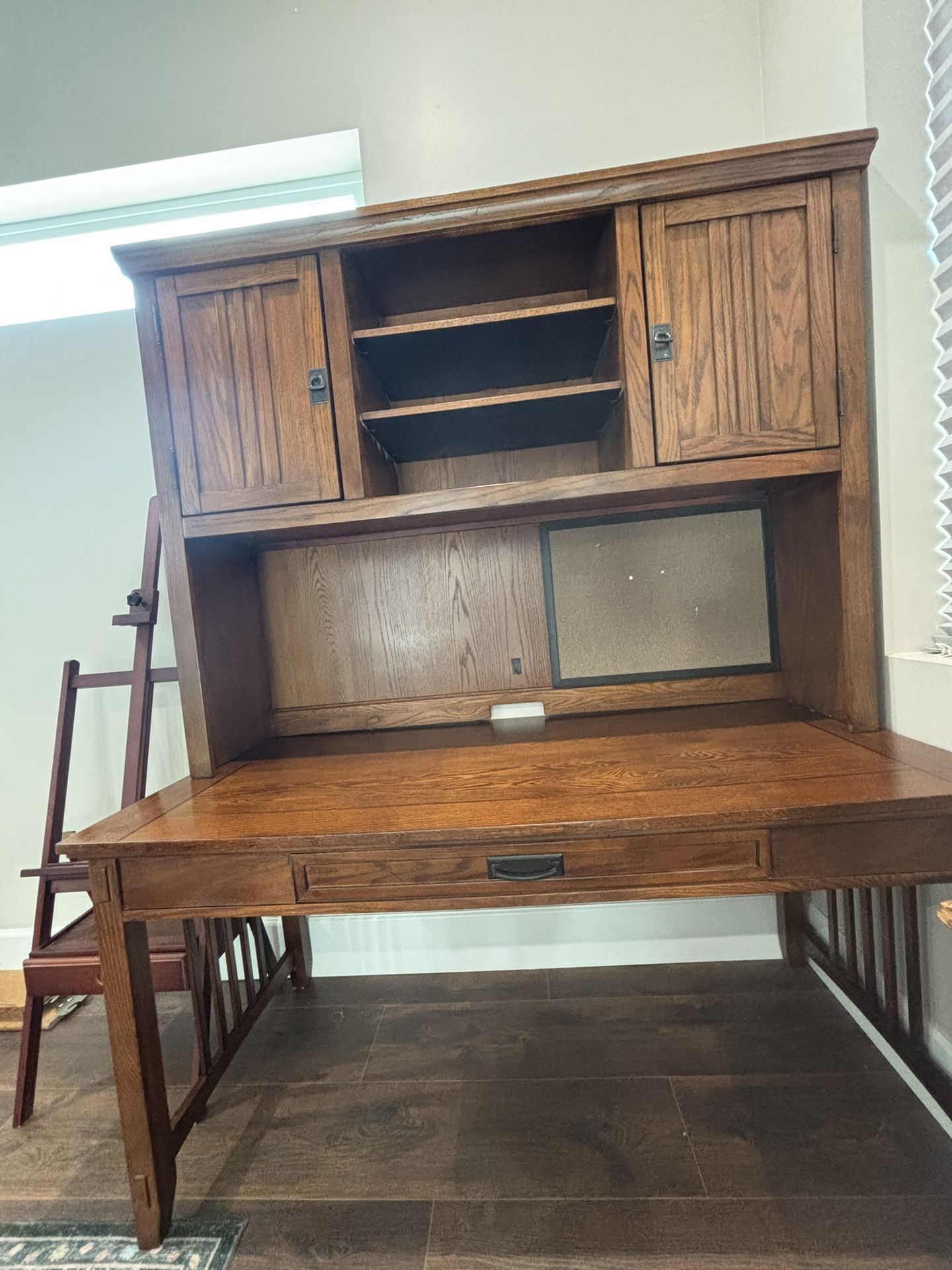 Beautiful Computer Desk and Hutch w/ 2 Shelf Bookcase