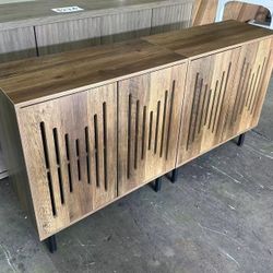 New assembled Sideboard Buffet with Storage, 59" Buffet Sideboard Cabinet with Adjustable Shelves, Accent Storage Cabinet for Living Room, Rustic Brow