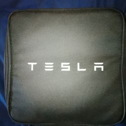 Tesla EV Charger 