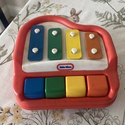 Vintage little tykes four key piano toddler kid toy musical instrument Vintage little tykes four key piano toddler kid toy musical instrument