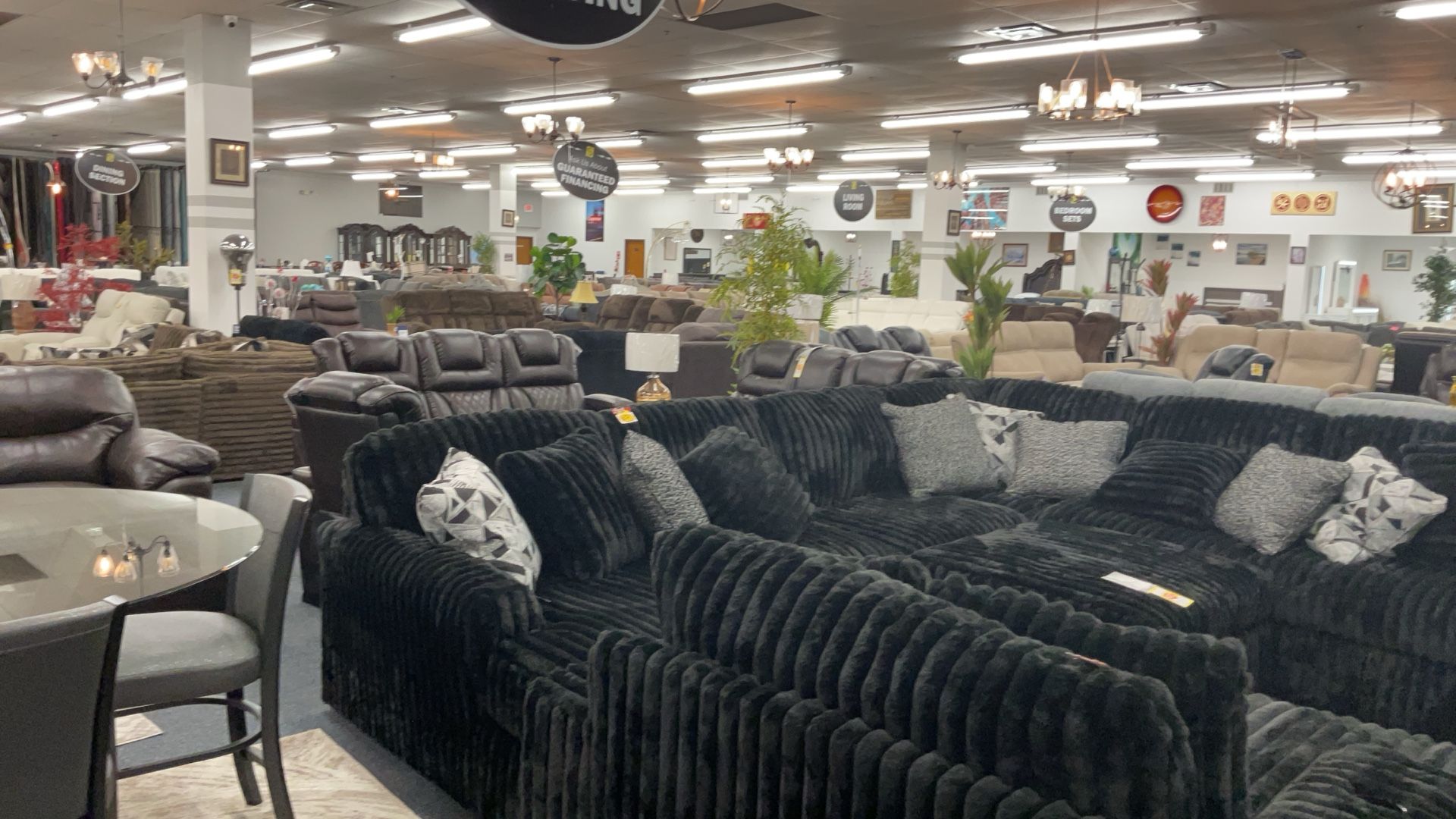 Deals On Furniture Mattresses And Appliances