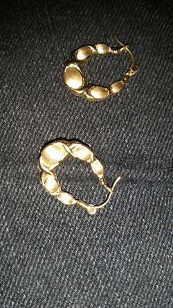 Gold Ear Rings