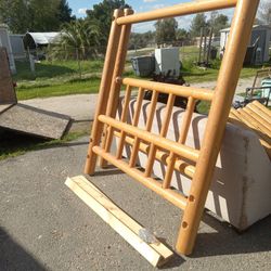 Amish Wood Post Queen Canapy Bed Frame