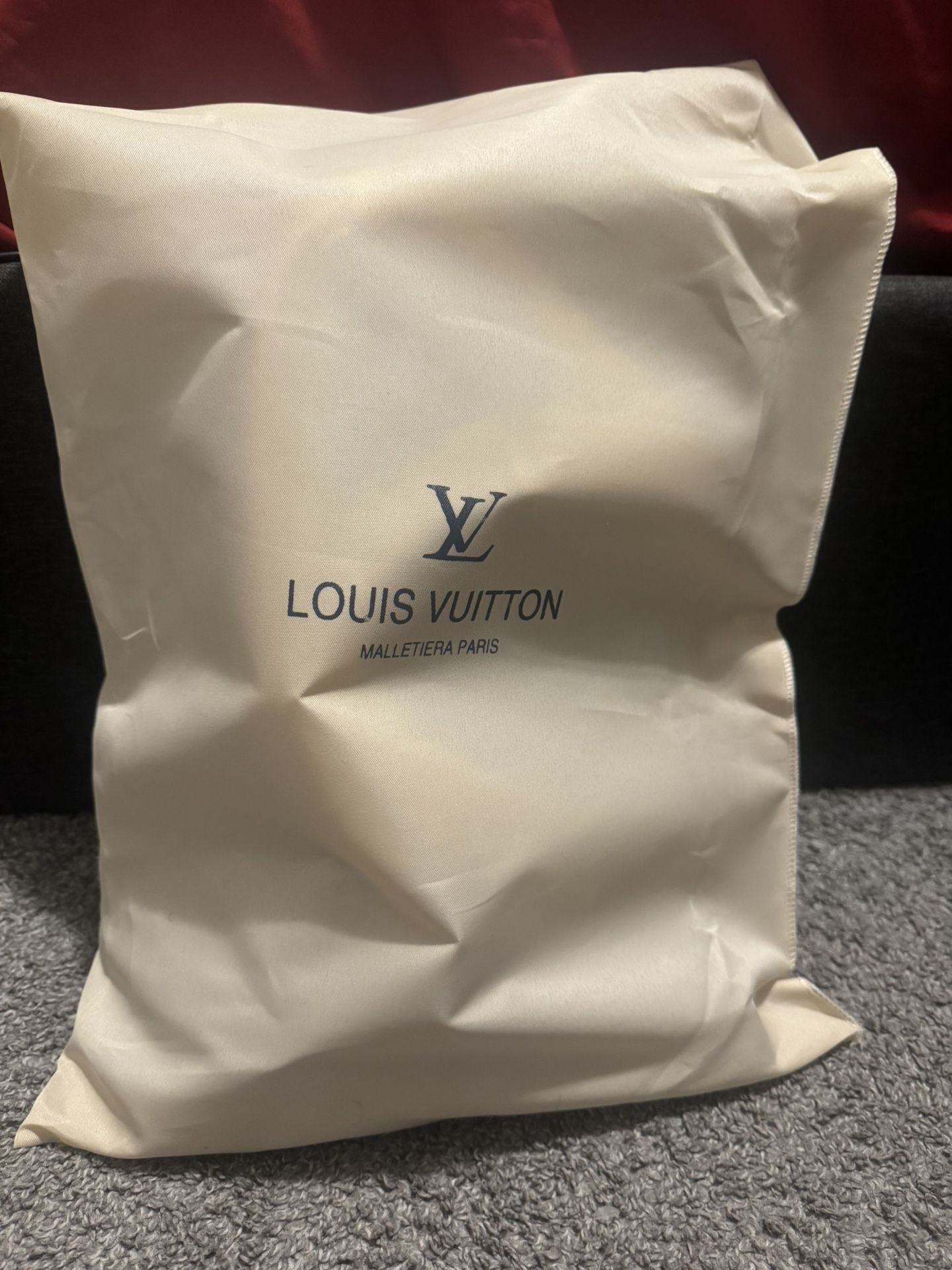 LV Neverfull Bag