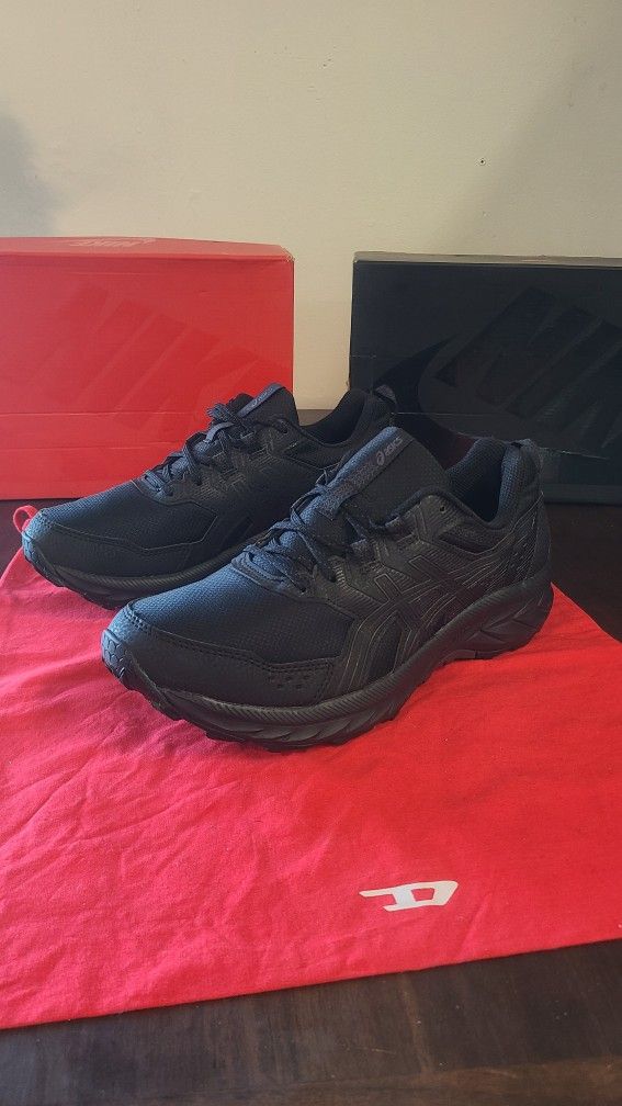 Asics Gel Venture 9 Triple Black Trail Running Shoe Men's Size 10 New No Box