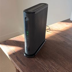 Motorola MB8611 DOCSIS 3.1 Cable Modem