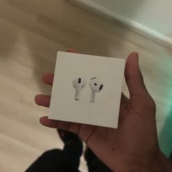 Apple AirPods 4