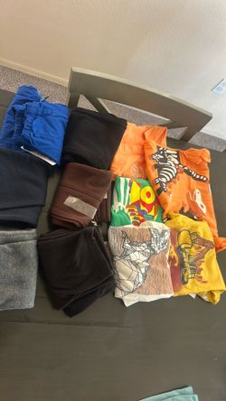 Children’s clothes, size 3