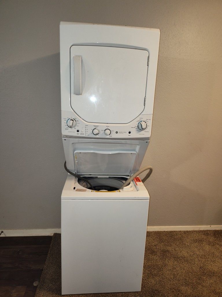 GE Unitized Spacemaker® 2.3 cu. ft. Capacity Washer with Stainless Steel Basket and 4.4 cu. ft. Capacity Electric Dryer