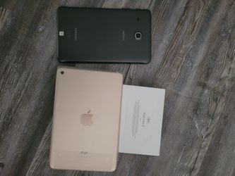 I Pad Mini 4 And Samsung E Galaxy Tab