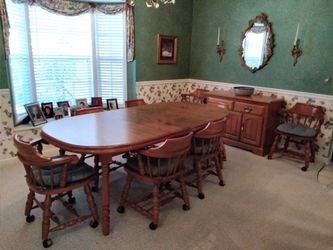 Dining Room Table With 8 Chairs 2 Leafs Also a Matching Buffet Server