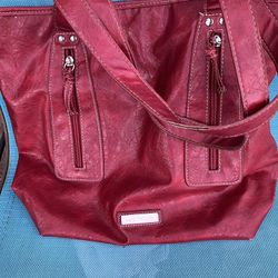 Lou Taylor Genuine Leather Handbag With Dual Handles.  2 Zippered Pockets Outside Bag.  Measures 15X14