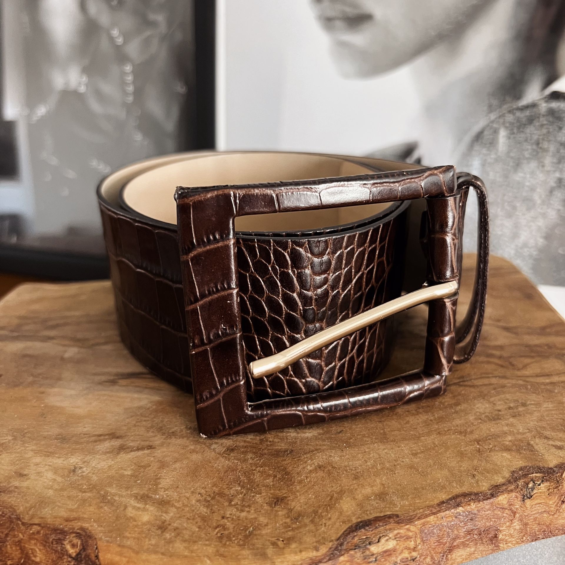 EMBOSSED LEATHER BANANA REPUBLIC LEATHER BELT
