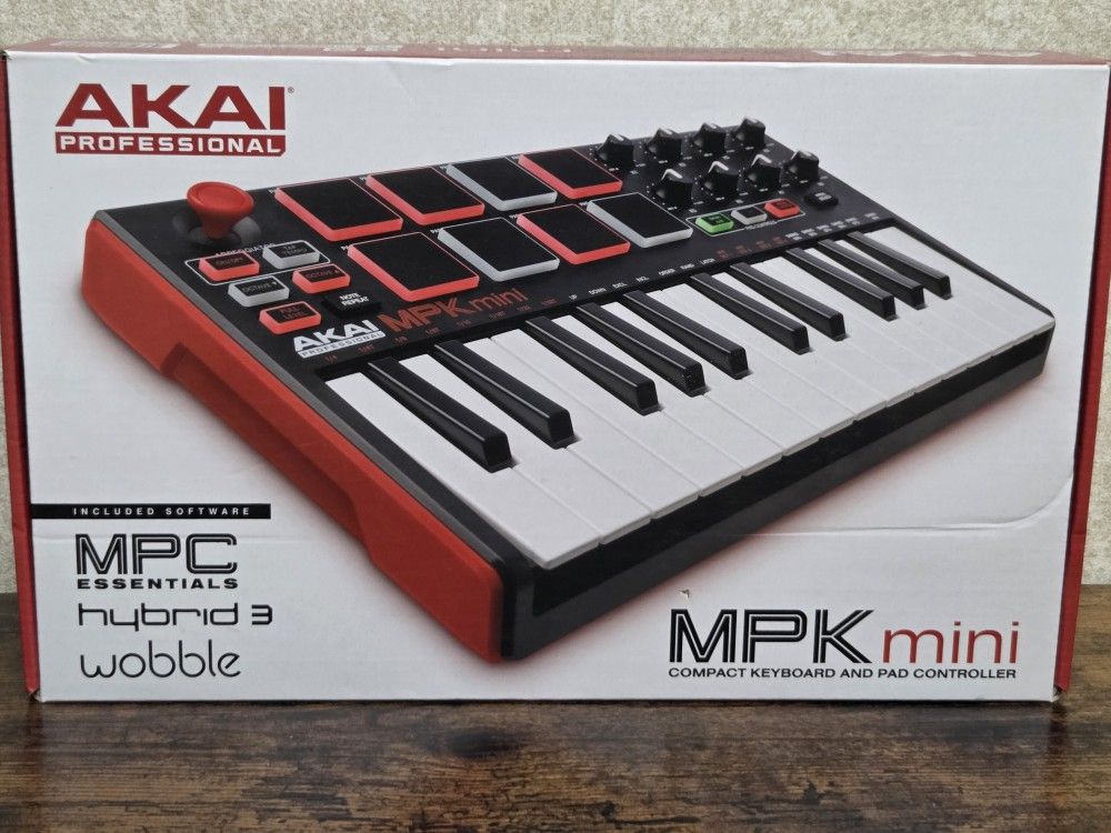 Akai MPK Mini (Willing to negotiate within reason)