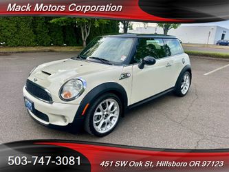 2007 MINI Cooper S S 6-Speed Manual Heated Seats Hatchback