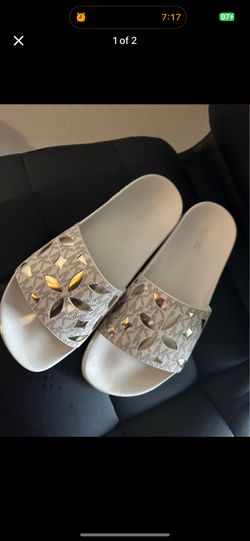 MK SHOES!! New **