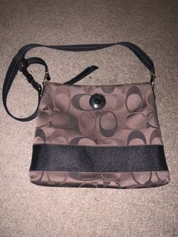 Coach signature crossbody