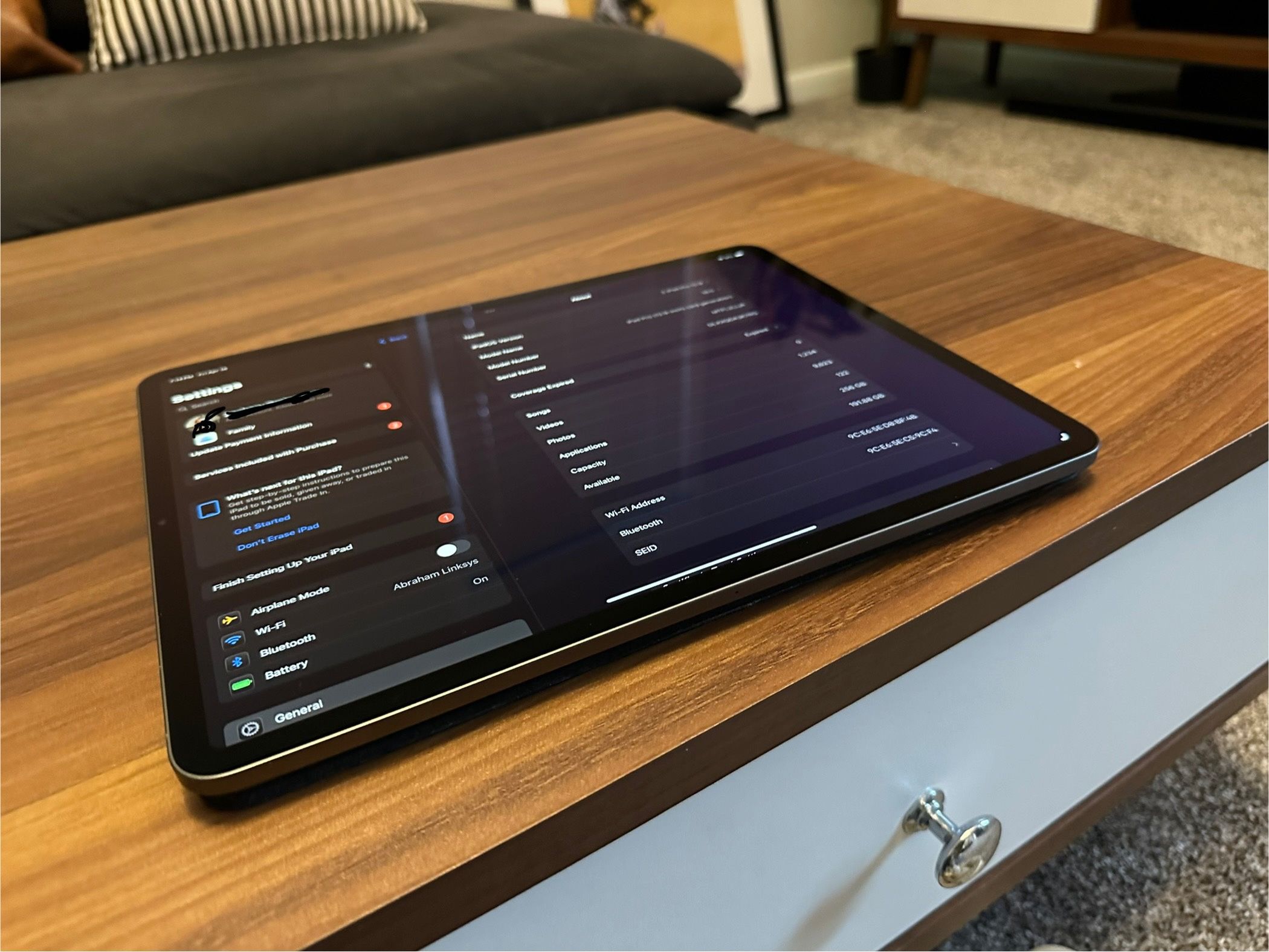 Apple iPad Pro - 12.9 - 256GB - 3rd Generation - Mint