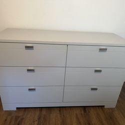 6-Drawer Dresser 