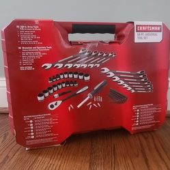 Craftsman 56-Piece Universal Mechanic's Tool Set - Brand New in Box Sealed