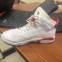 Jordan 6 Retro 