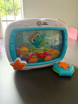 Baby Einstein fish aquarium