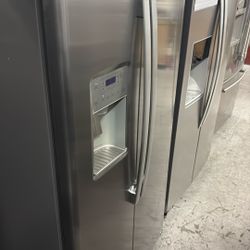 GE Refrigerator