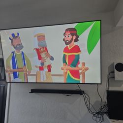 55 Inch Tv, Sound Bar And X Box Package