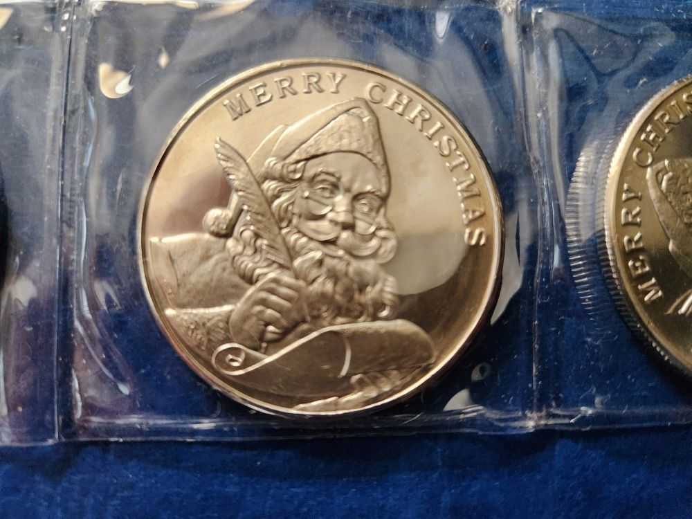 Merry Christmas 5 Troy Ounces of .999 Fine Silver