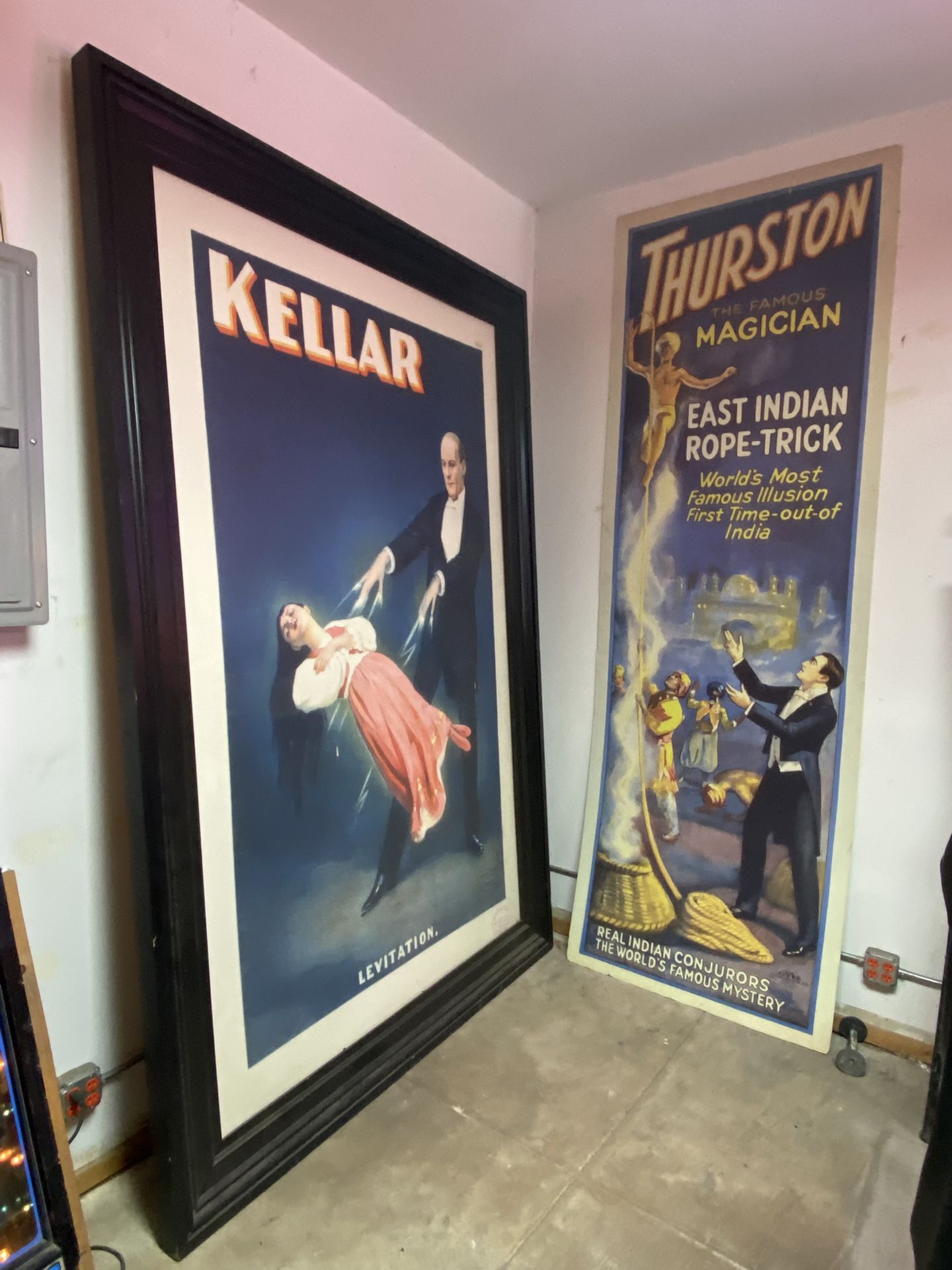 Extra Tall Magician Artwork of Thurston
