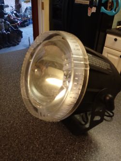 STROBE LIGHT MADE BY AMERICAN DJ SNAP SHOT II HIGH POWER STROBE LIGHT
