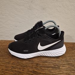 Nike Revolution 5 Road Athletic Running Shoes Women's Size 6.5