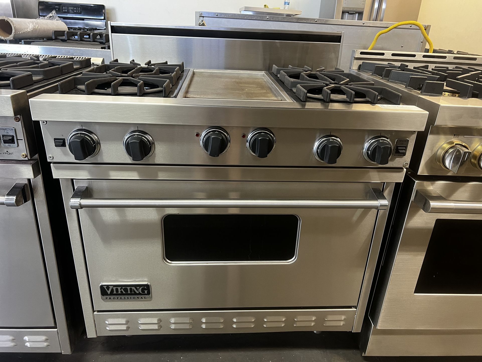 Viking 36”Wide All Gas Range Stove Stainless Steel With Griddle