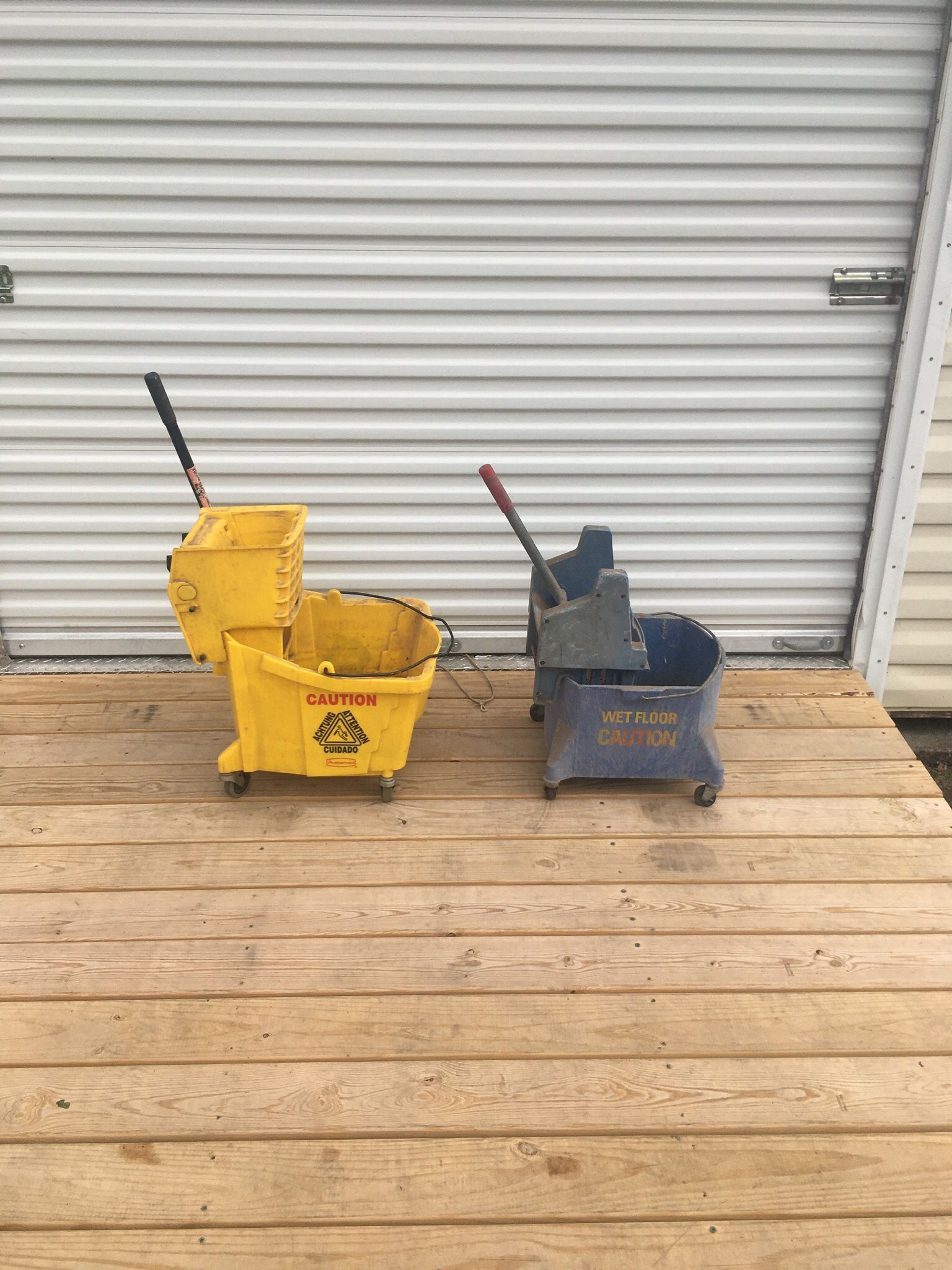 Bucket / Ringer