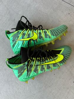 Nike Football Cleats Sz 9