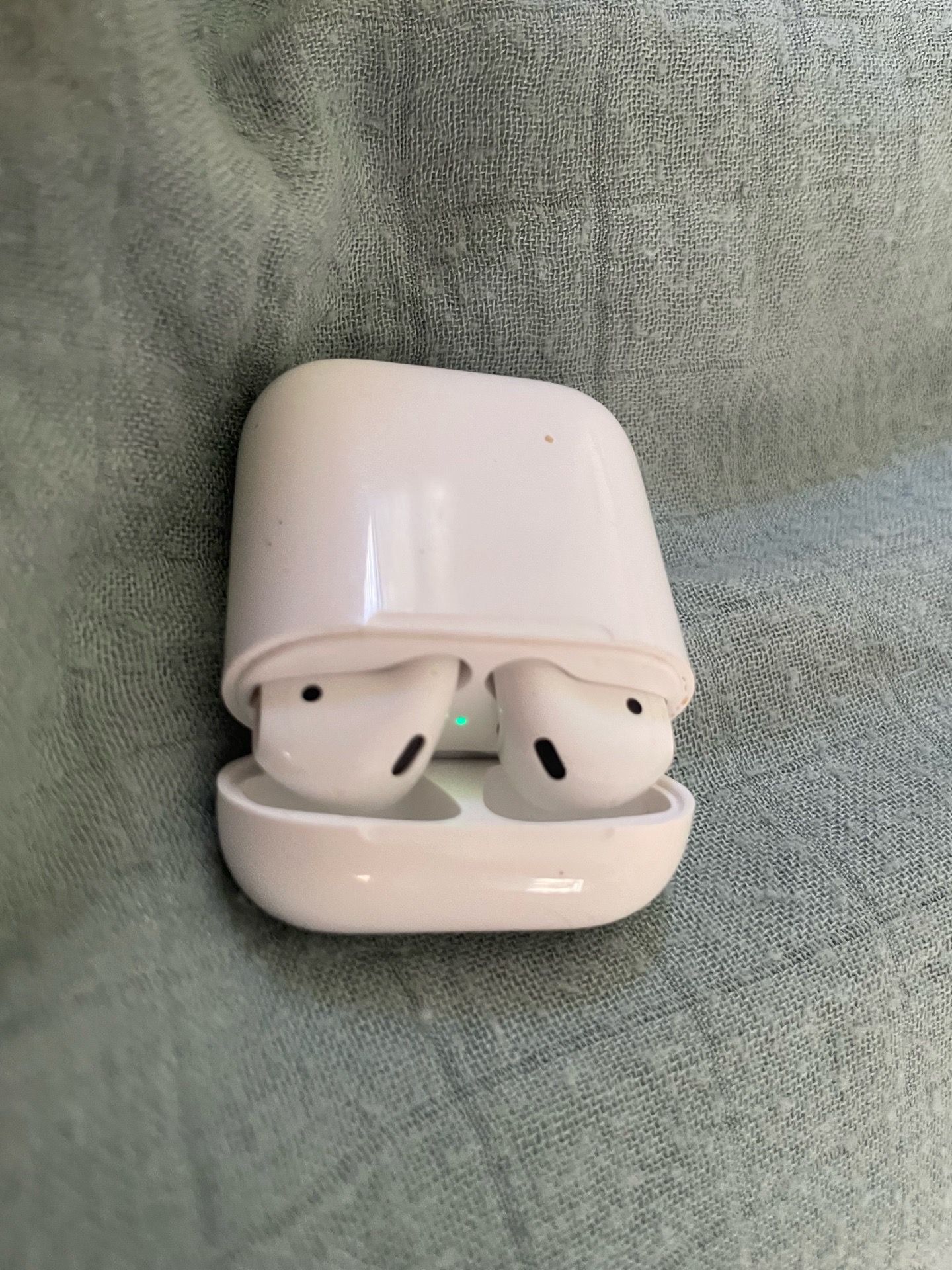 Air pods