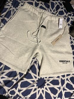 Fear of God Essentials Sweat Shorts Large