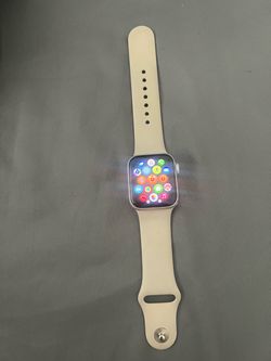 Apple Watch SE. WiFi and lte version.