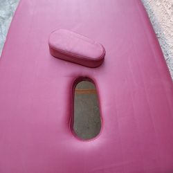 Bedt Massage  Table 