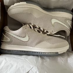 Nike Zoom All Out Low 2 AJ0036-202 Women's 9 Sneaker Running Athletic Shoes New