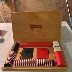 Marlboro Poker Chip Set