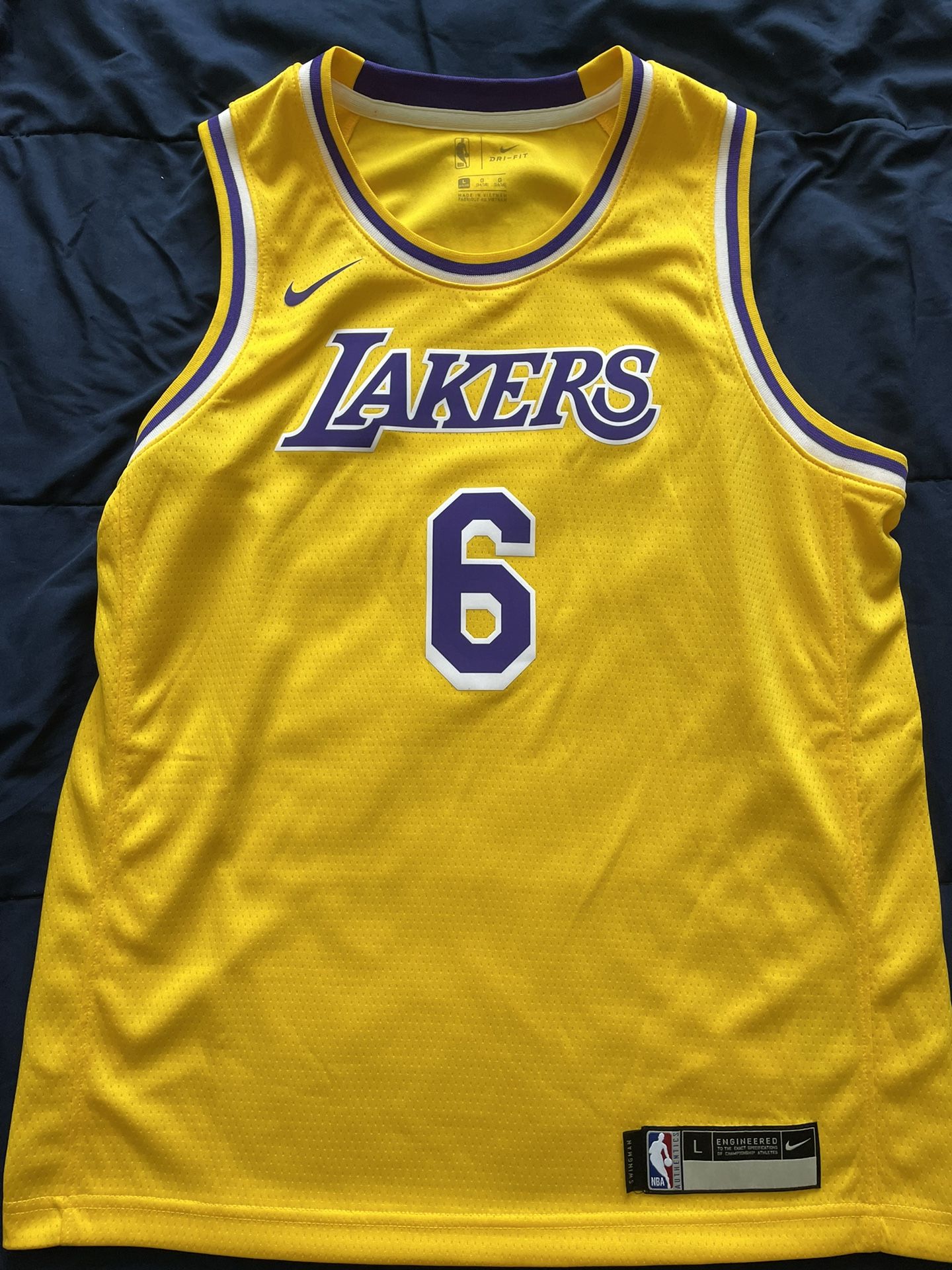 Lebron James Swingman Jersey 