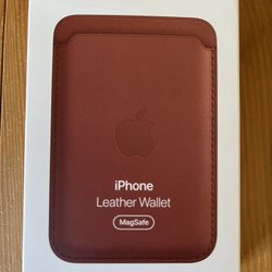 New Apple Leather Wallet with MagSafe (for iPhone)